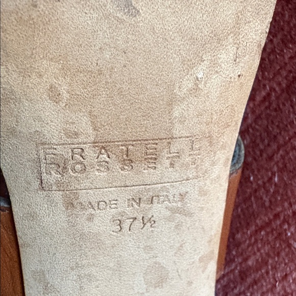 Vintage Chic Fratelli Rossetti Navy and Tan Leather Block Heels Italy 37.5 7-7.5 - Picture 9 of 9